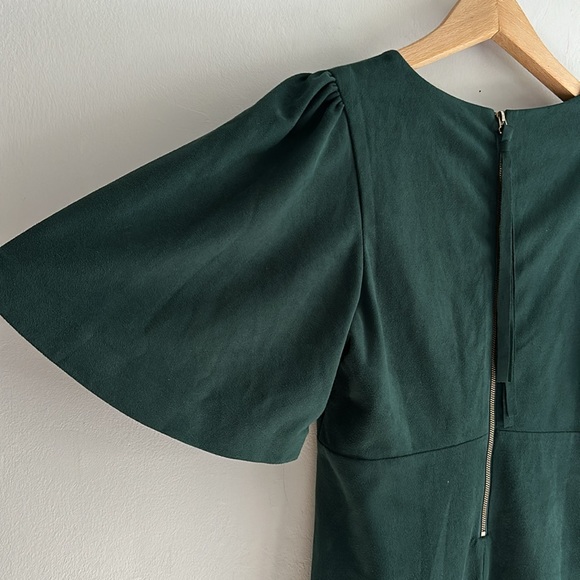 Zara faux suede dress in emerald green, women’s small. Mini dress, cape sleeves - Picture 3 of 9